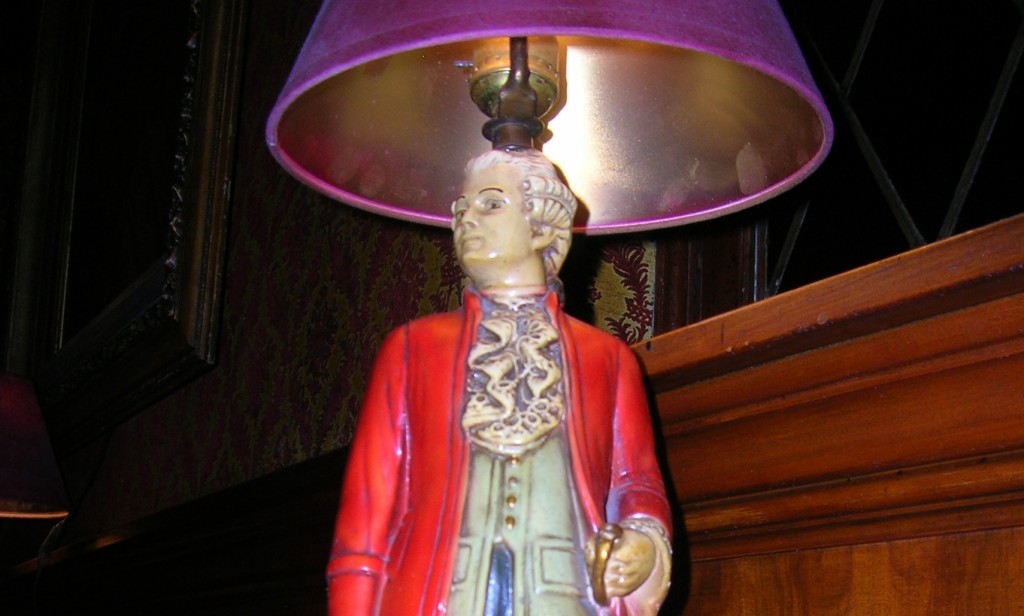 the-prince-lamp-cover